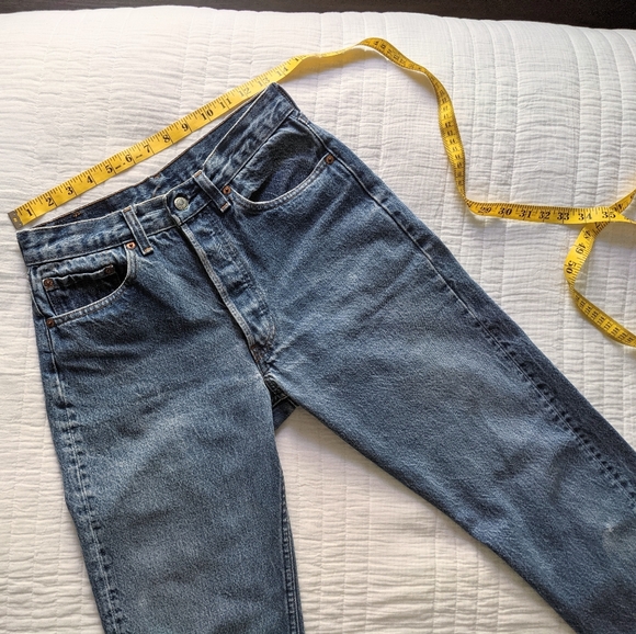 SOLD🔥501 Levi's - Picture 6 of 15